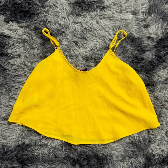 2B Bebe Top - Picture 3 of 5